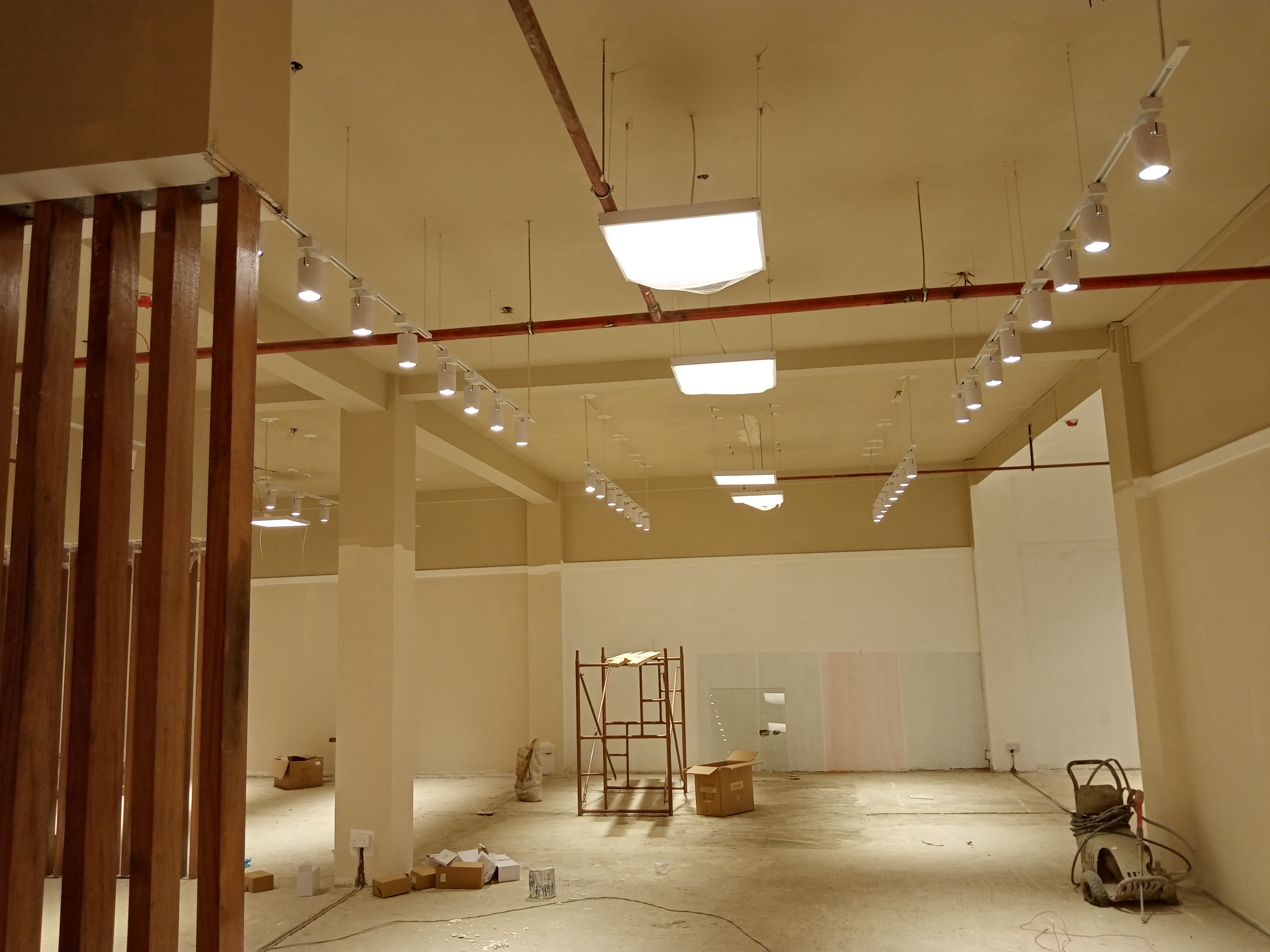 image of a showroom lighting